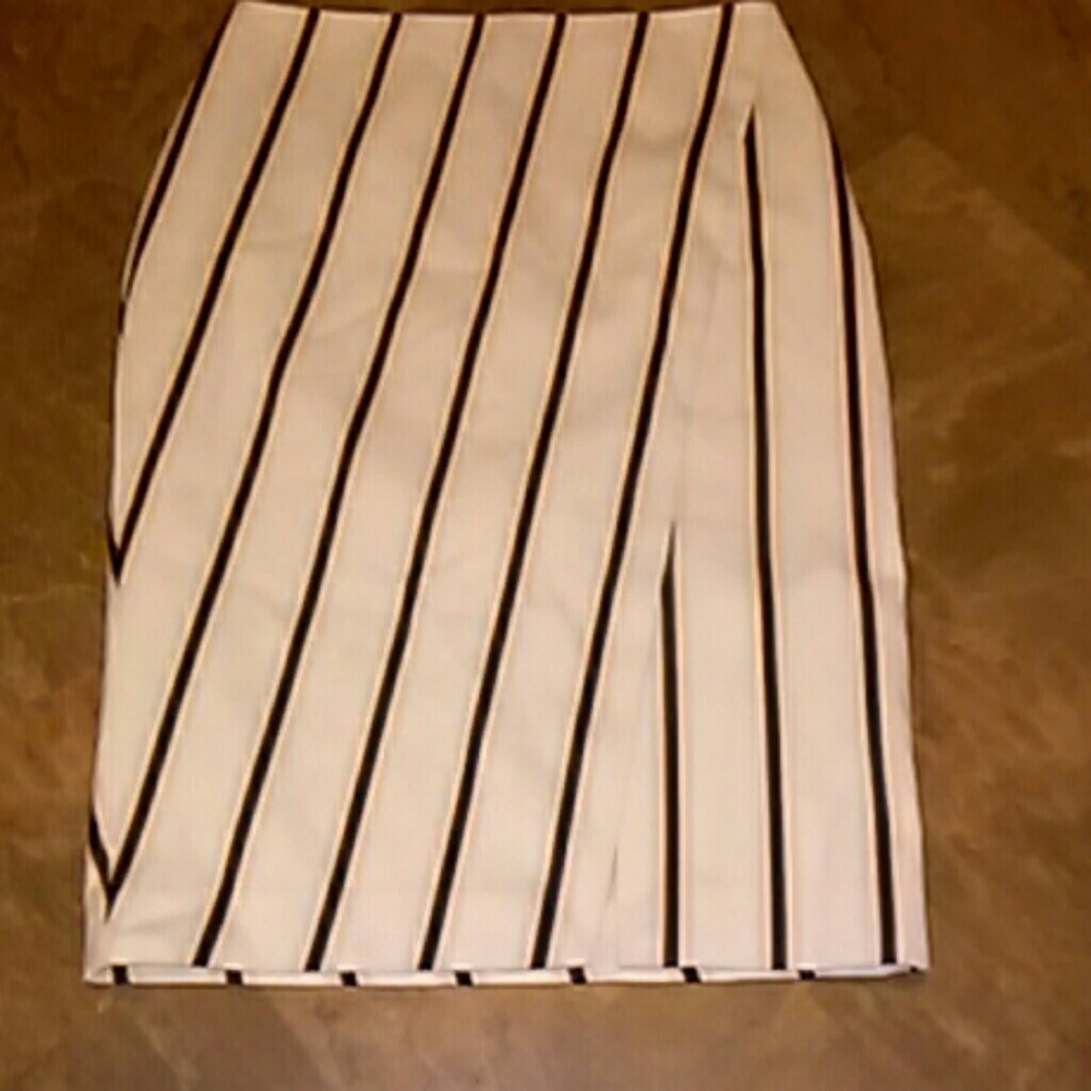 White House Black Market Print Pencil Skirt SZ-0